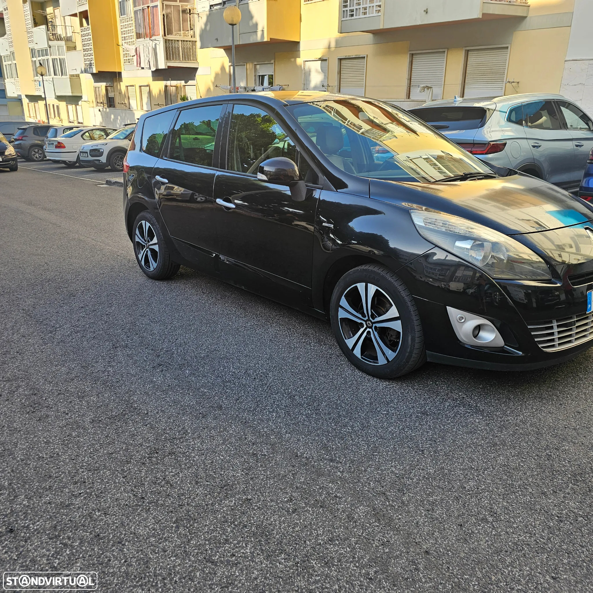 Renault Grand Scénic 1.5 dCi Dynamique S 7L - 2