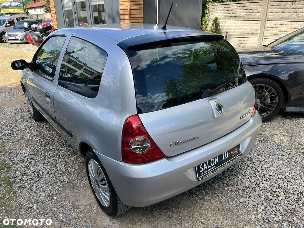 Renault Clio 1.2 Campus Authentique - 10