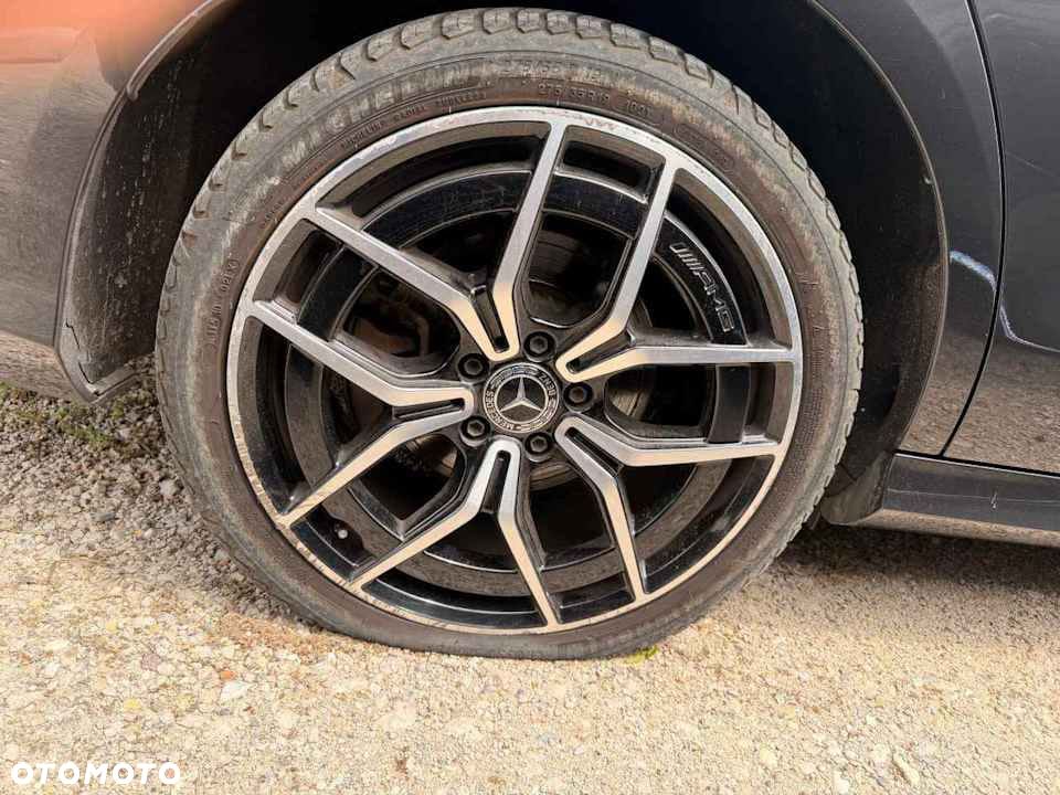 Mercedes-Benz Klasa E 220 d 4Matic 9G-TRONIC AMG Line - 8
