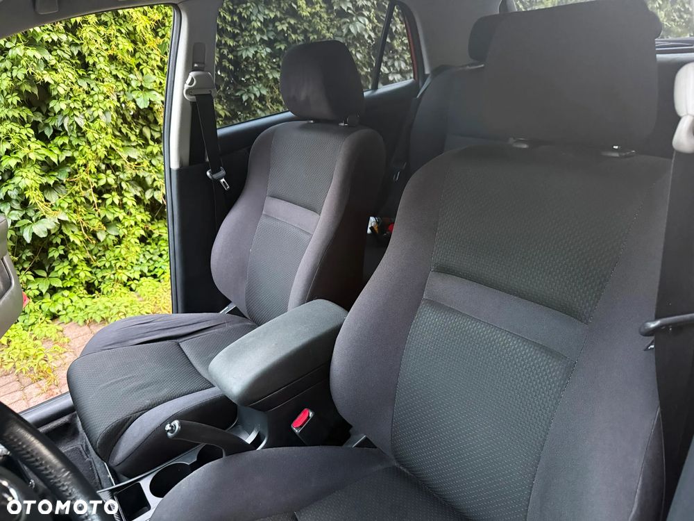Toyota Corolla 1.6 VVT-i Luna - 13