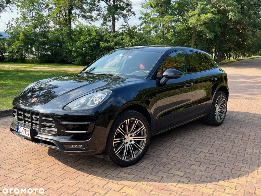 Porsche Macan Turbo - 2