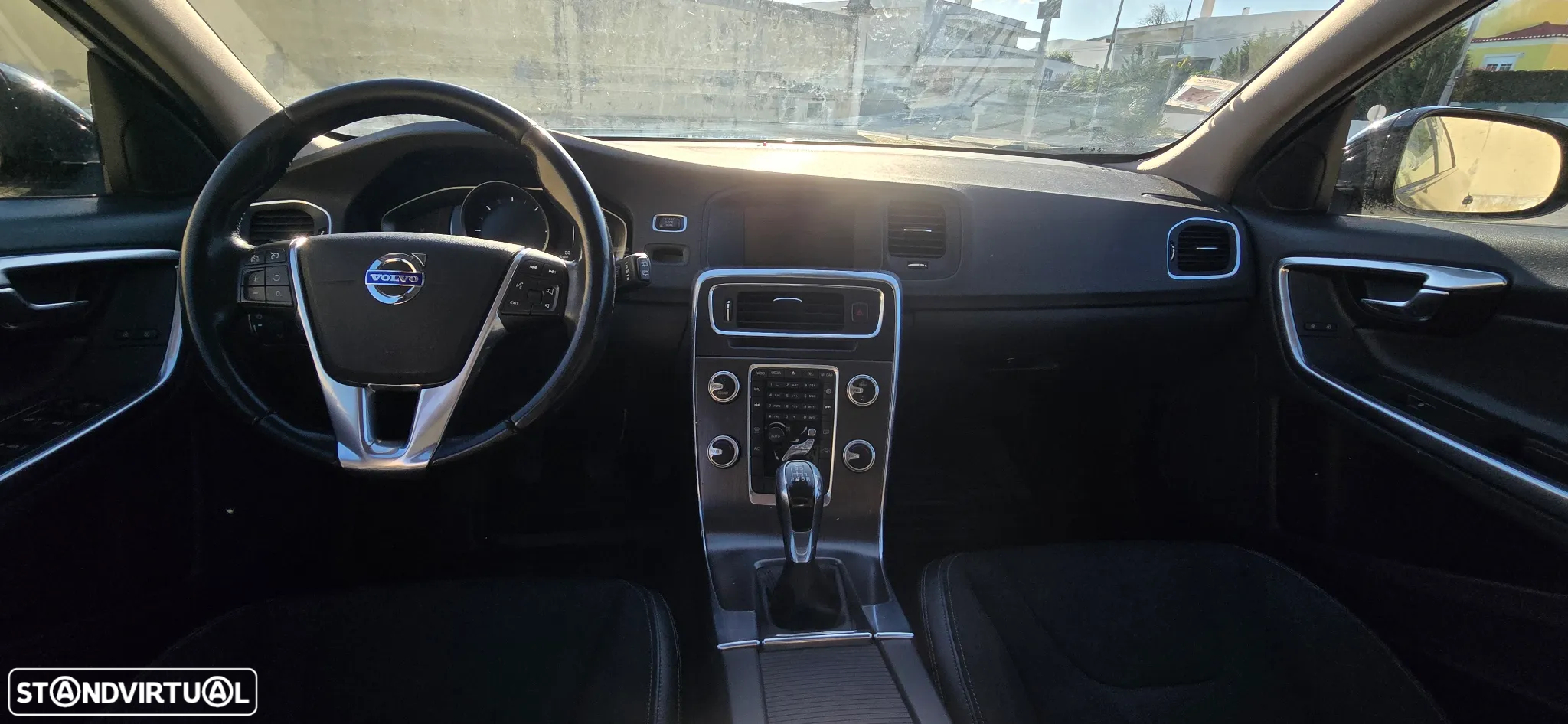 Volvo V60 Cross Country 2.0 D3 - 7
