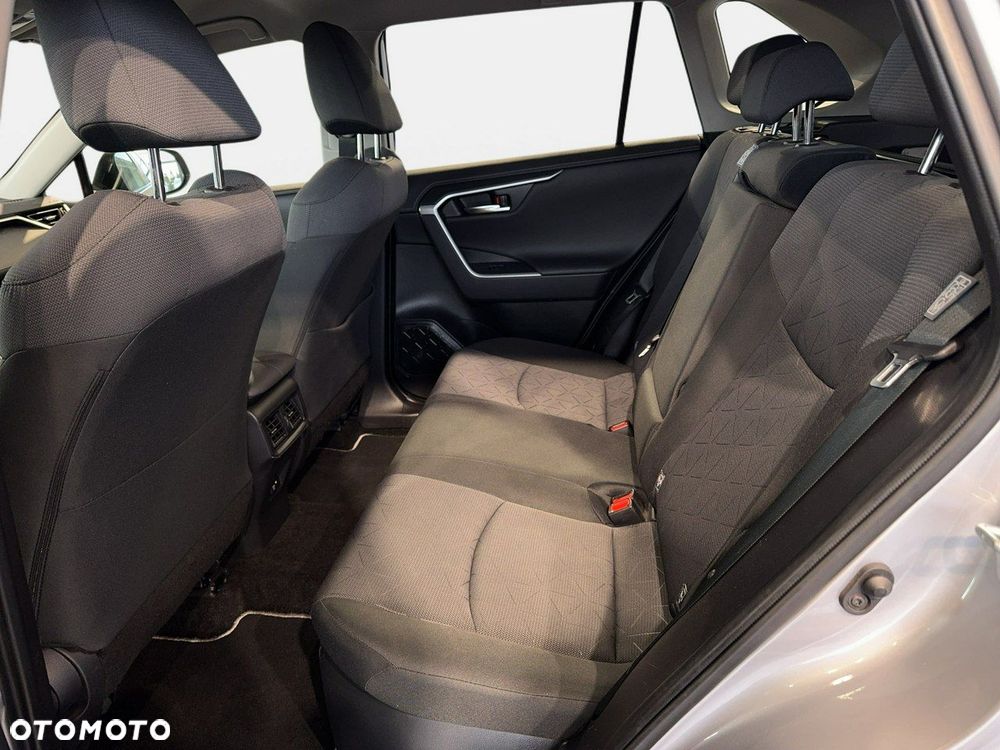 Toyota RAV4 - 14