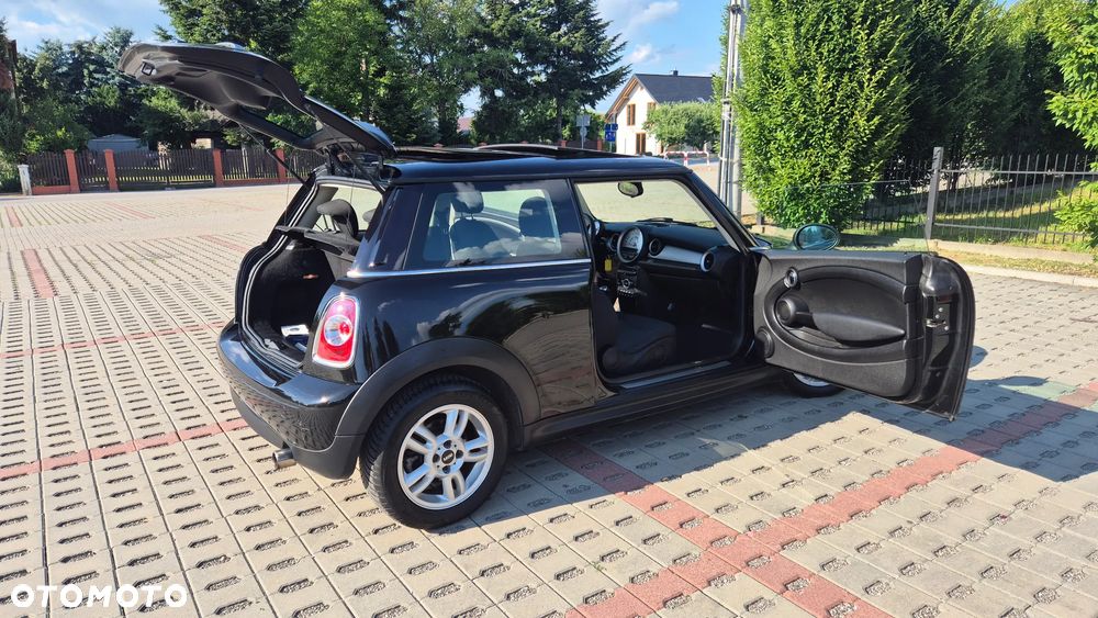 MINI ONE Standard - 27