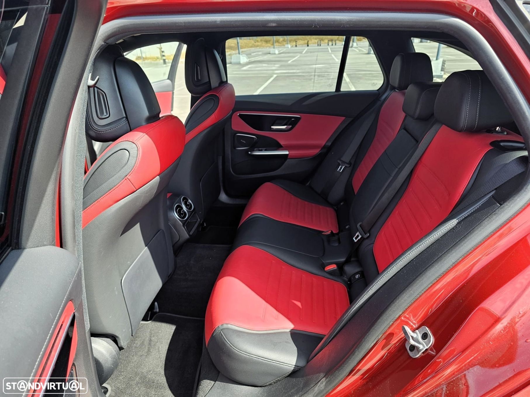 Mercedes-Benz C 300 e AMG Line - 12