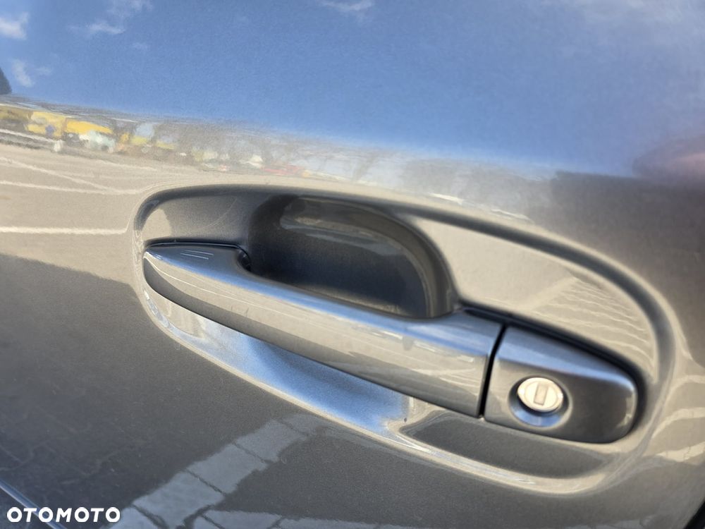 Toyota Avensis 1.8 Prestige MS - 21