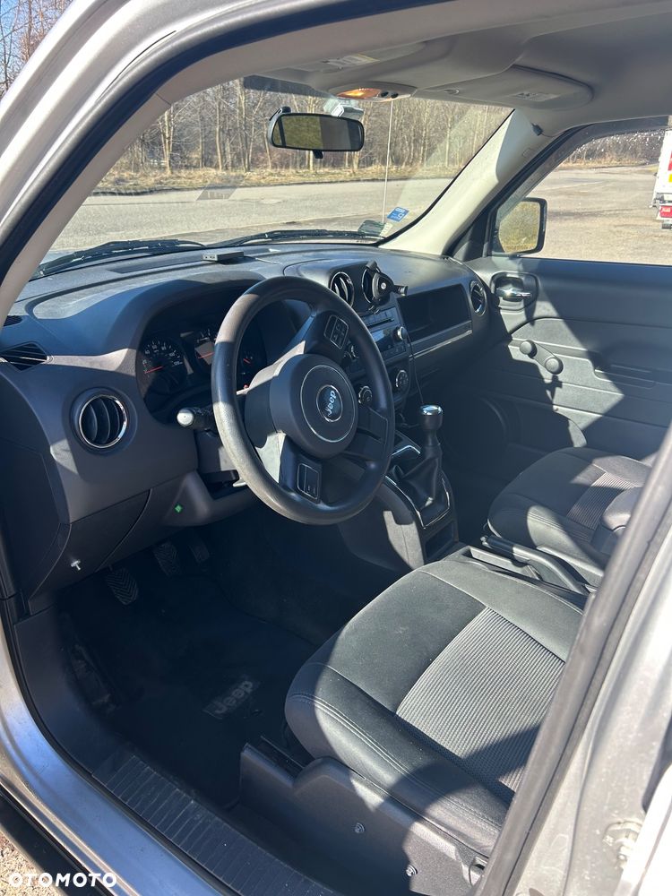 Jeep Patriot - 12