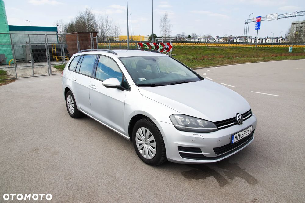 Volkswagen Golf - 2