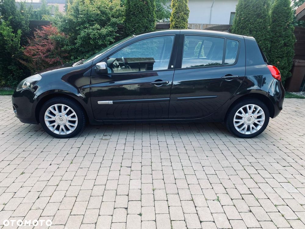 Renault Clio - 2