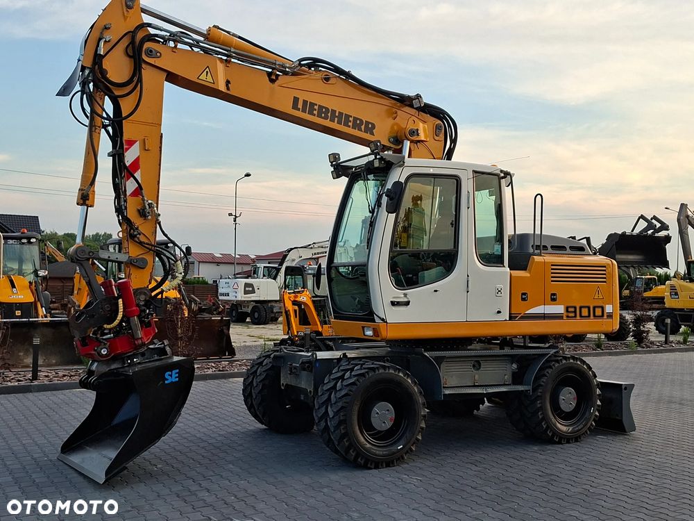 Liebherr A900C ROTOTILT - 9