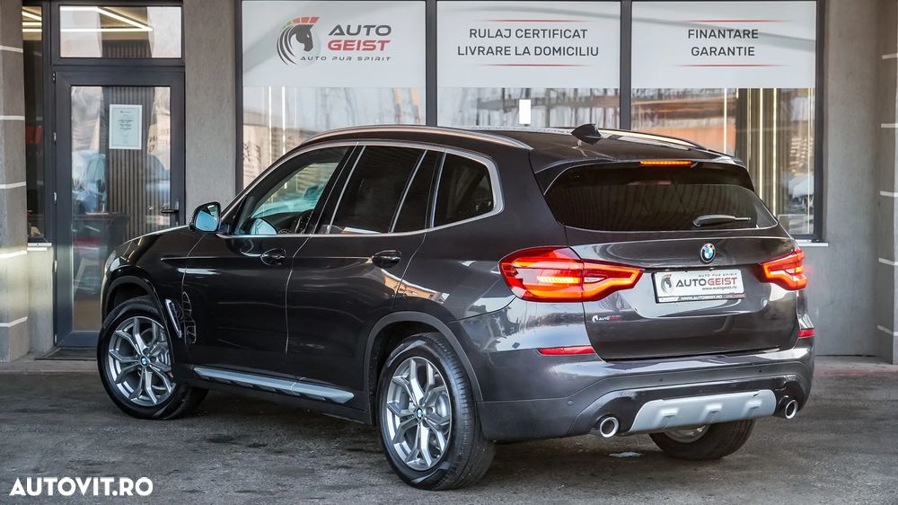 BMW X3 xDrive20d Aut. - 8