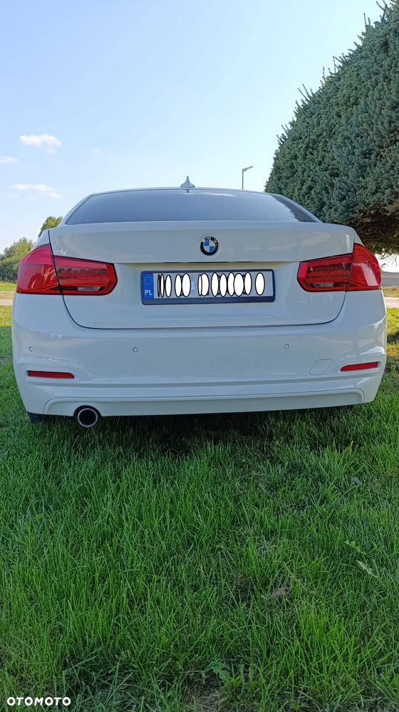 BMW Seria 3 318i Advantage - 30