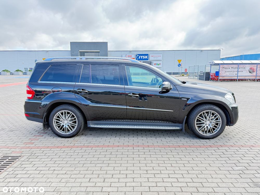 Mercedes-Benz GL - 5
