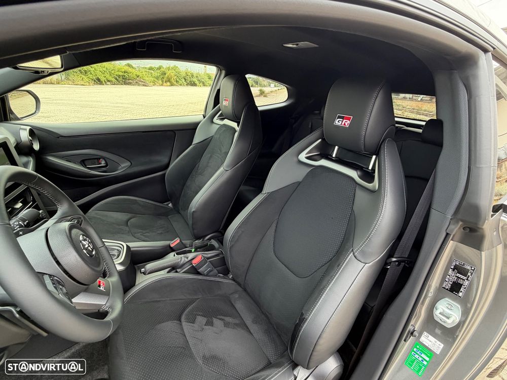 Toyota GR Yaris 1.6 T Legend T/A - 7