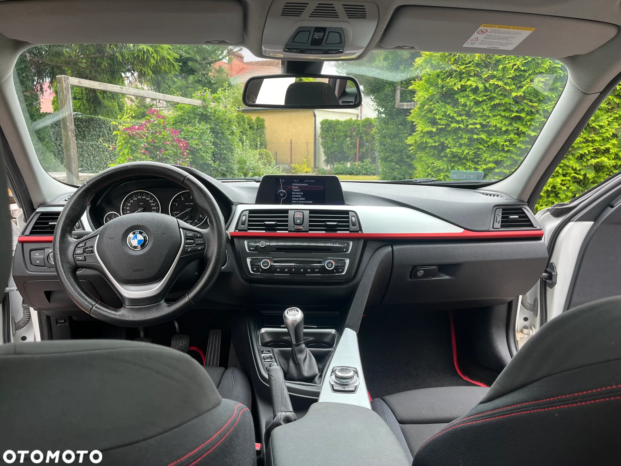 BMW Seria 3 318d Sport Line - 16