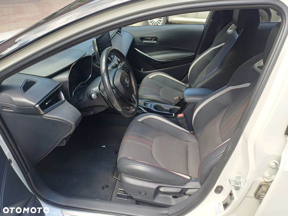 Toyota Corolla 2.0 Hybrid GR Sport - 9
