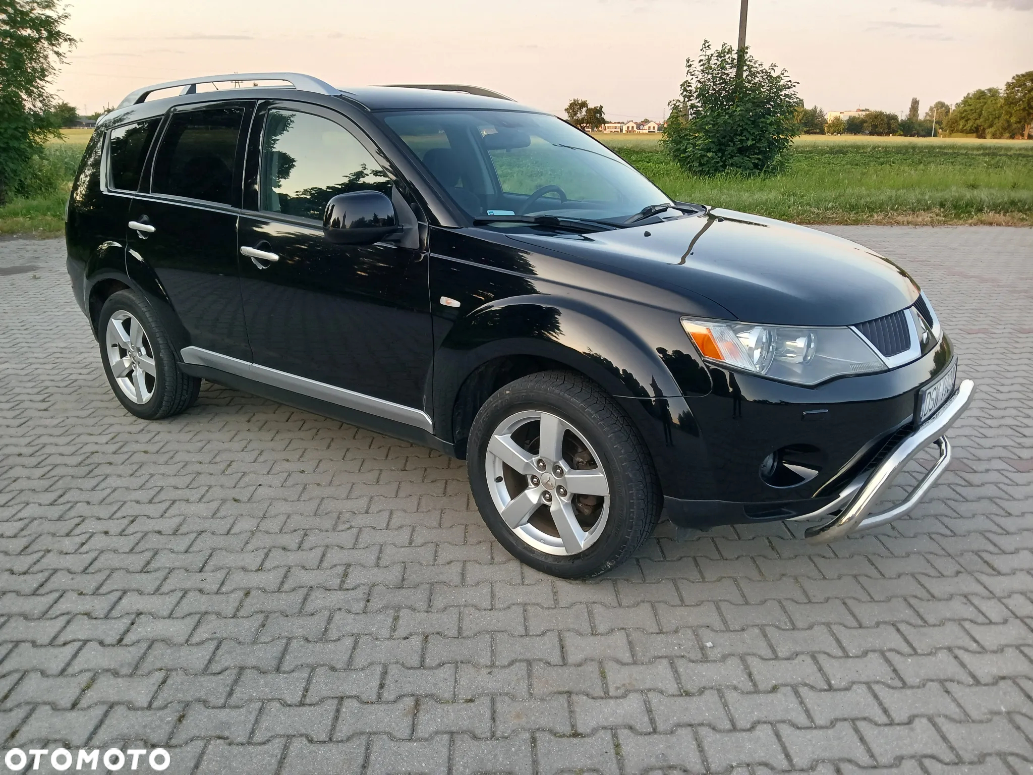 Mitsubishi Outlander 2.0 DID Intense + - 8