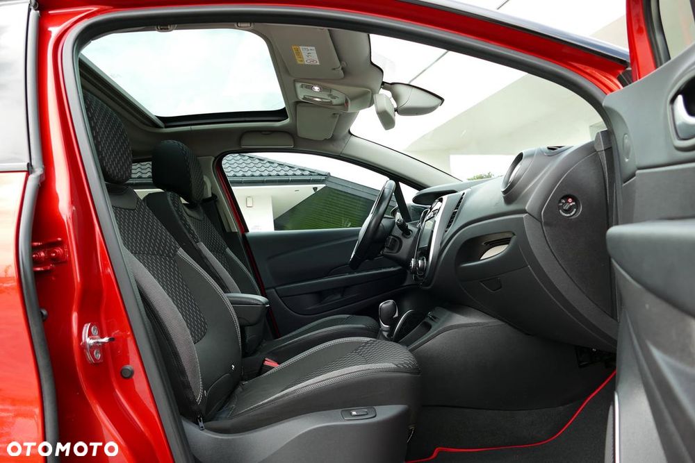 Renault Captur 1.2 Energy TCe Initiale Paris EDC - 30