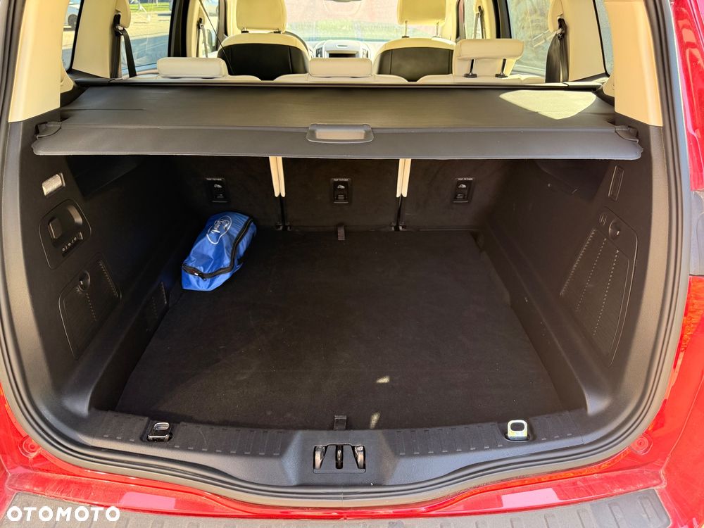 Ford S-Max 2.5 Duratec FHEV VIGNALE - 8