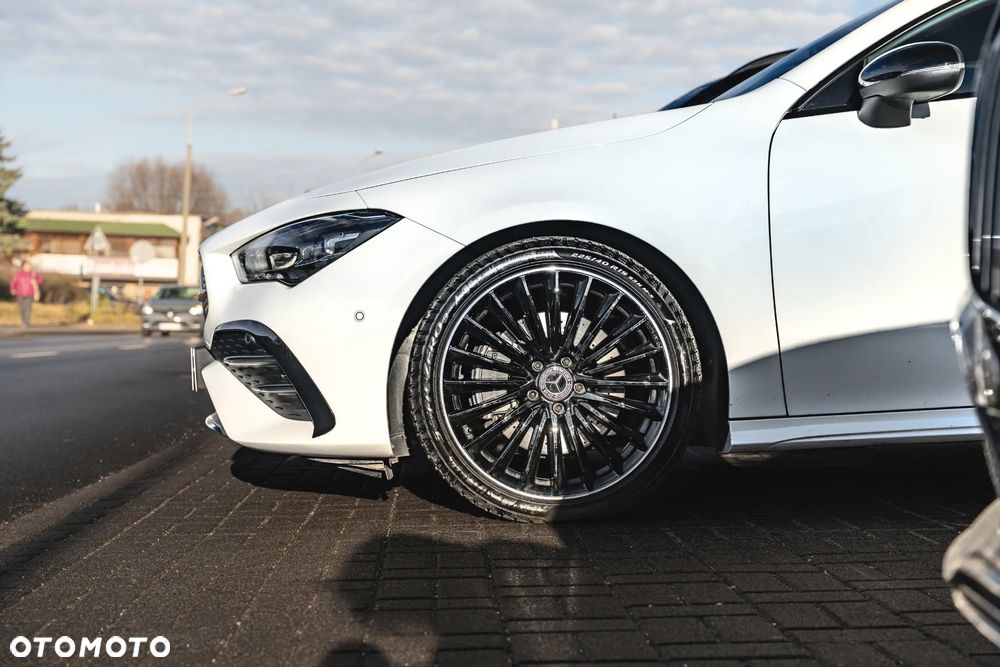 Mercedes-Benz CLA 200 7G-DCT Edition AMG Line - 4