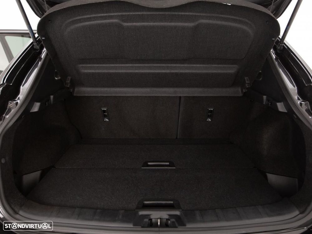 Nissan Qashqai 1.5 dCi N-Connecta Business - 15