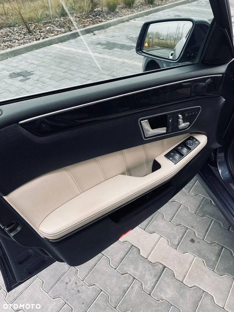 Mercedes-Benz Klasa E - 12