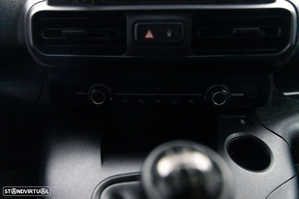 Peugeot Partner 1.5 BlueHDi Pro Standard - 25