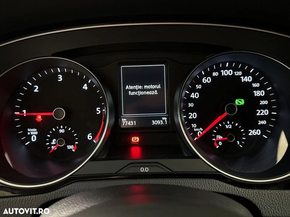 Volkswagen Passat - 11