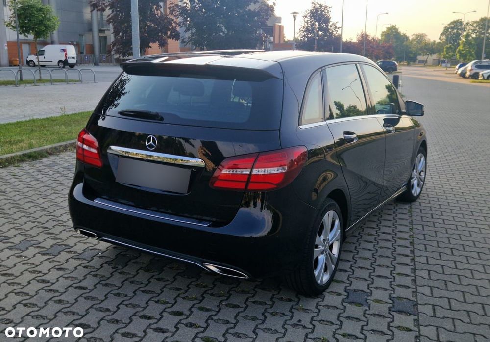 Mercedes-Benz Klasa B 180 (CDI) d Urban - 8