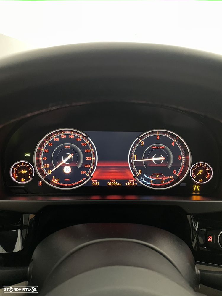 BMW X5 25 d sDrive Pack M - 56