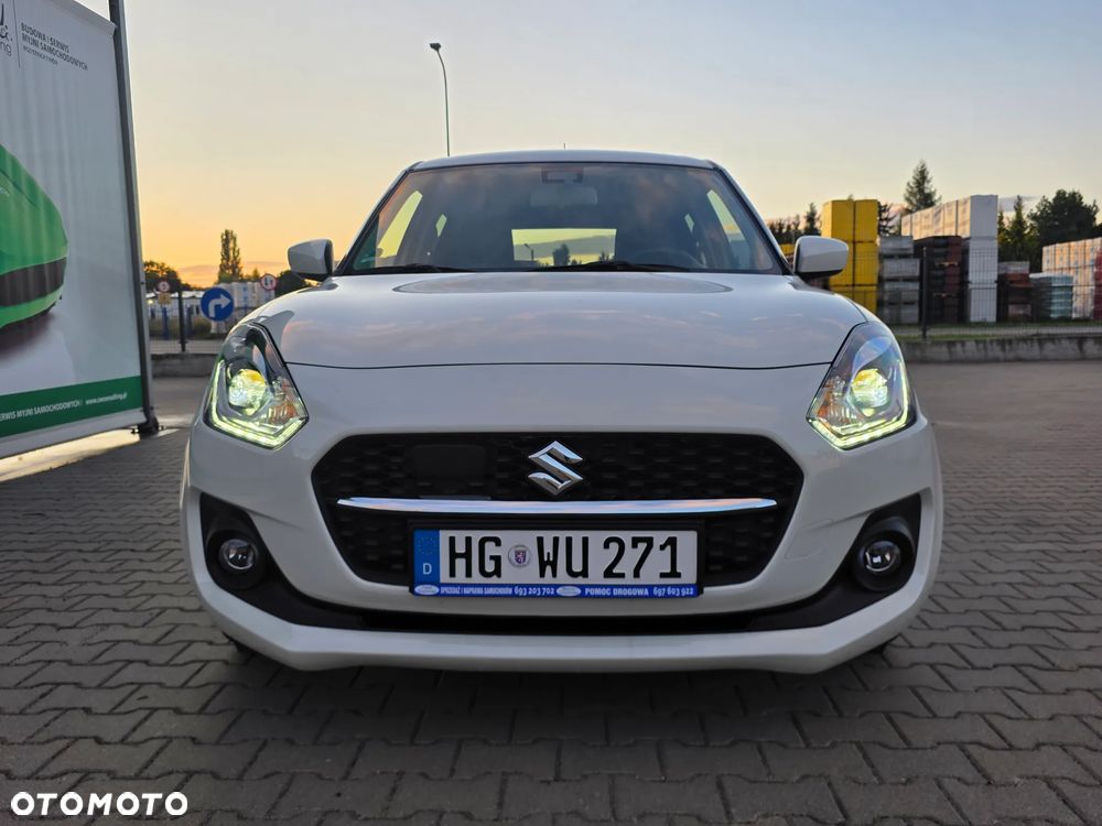 Suzuki Swift 1.2 Dualjet SHVS Premium CVT - 4