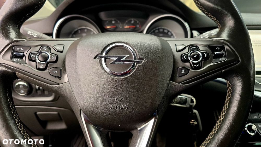 Opel Astra 1.4 Turbo Start/Stop Dynamic - 25