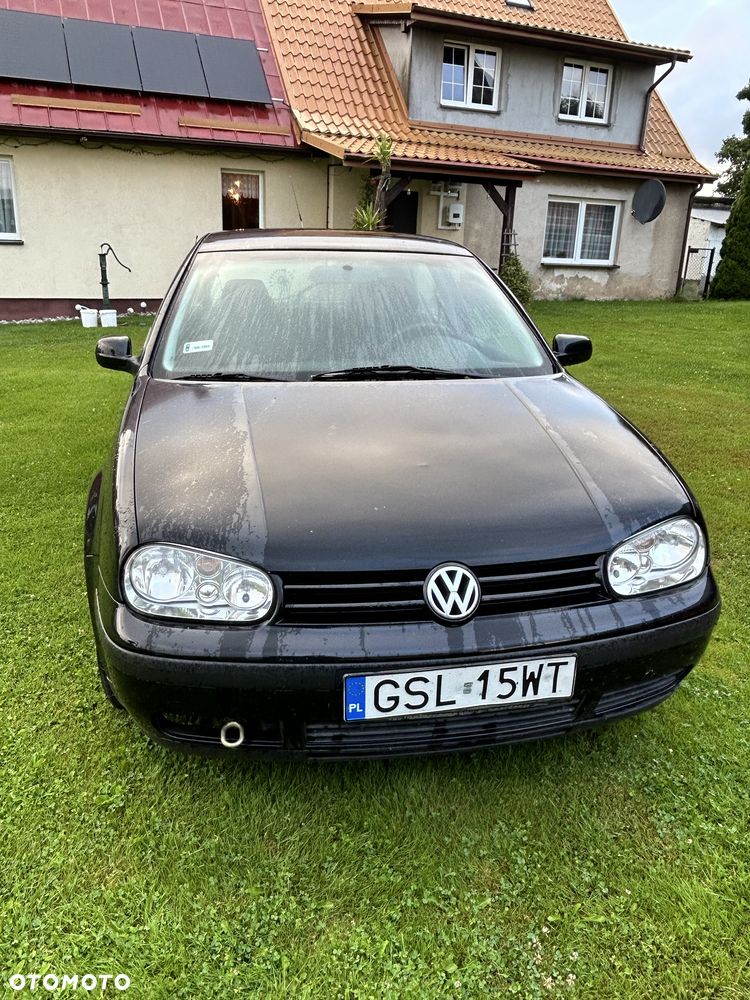 Volkswagen Golf - 3