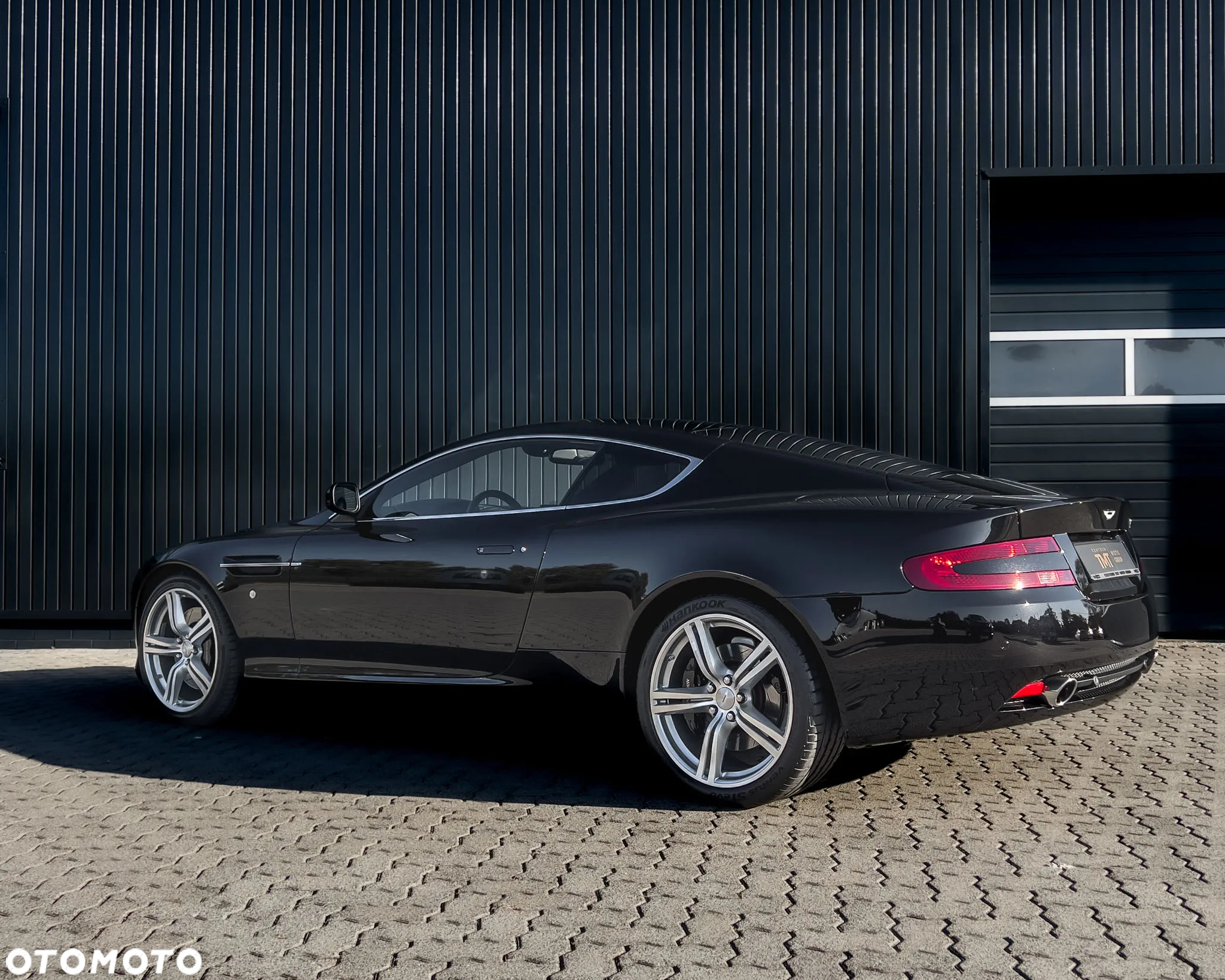 Aston Martin DB9 Touchtronic II - 2