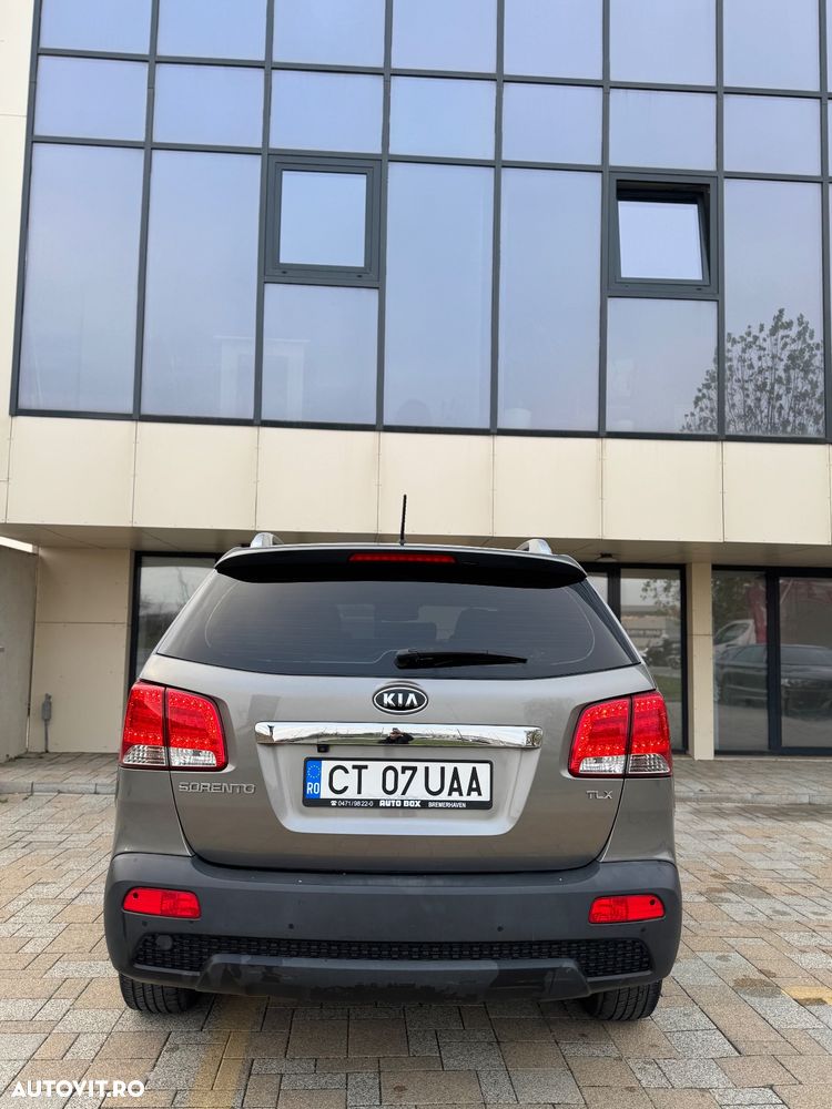 Kia Sorento - 7