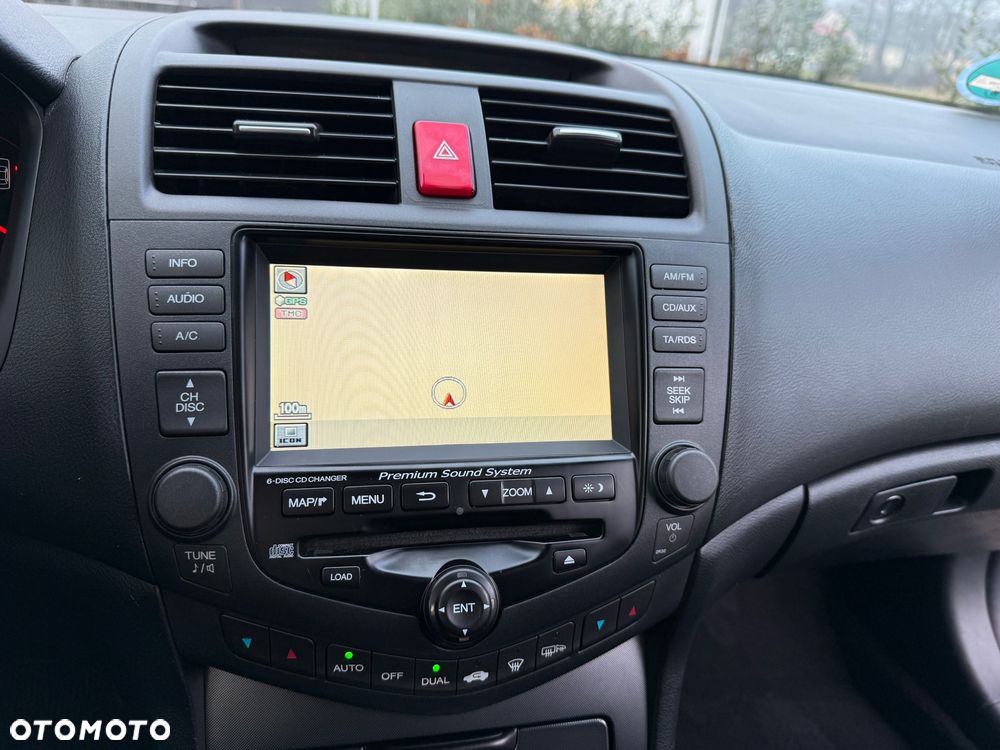 Honda Accord 2.0 i Executive - 14