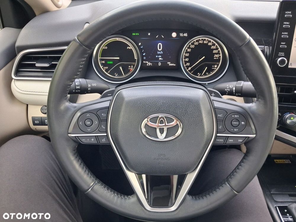 Toyota Camry 2.5 Hybrid Executive CVT - 11
