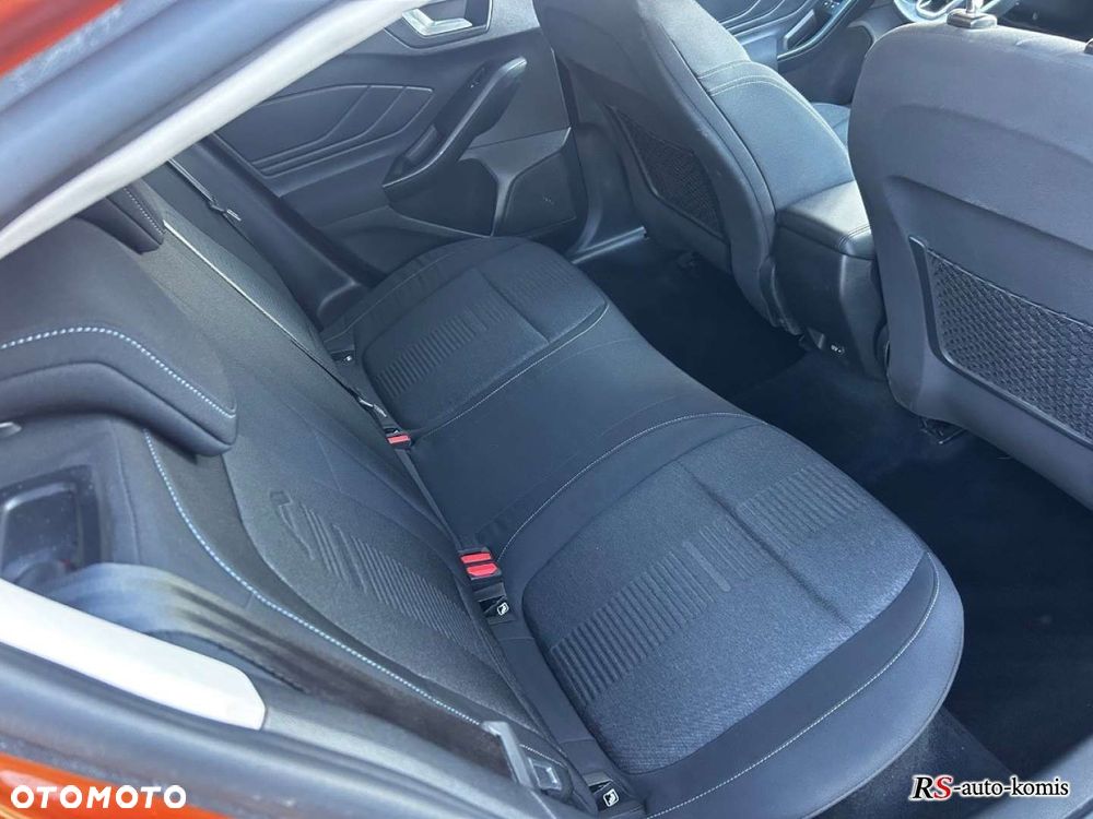 Ford Focus - 22