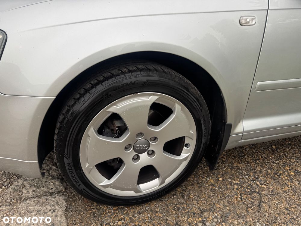 Audi A3 3-drzwiowe 1.6 S Line Sportpaket plus - 9