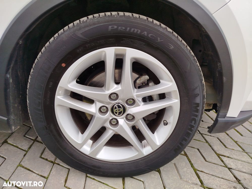 Toyota C-HR 1.8 HSD 4x2 CVT C-enter - 4
