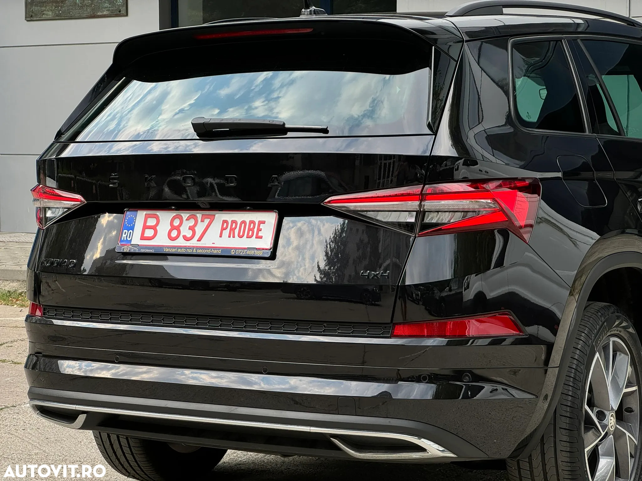 Skoda Kodiaq 2.0 TDI 4X4 DSG SportLine - 9