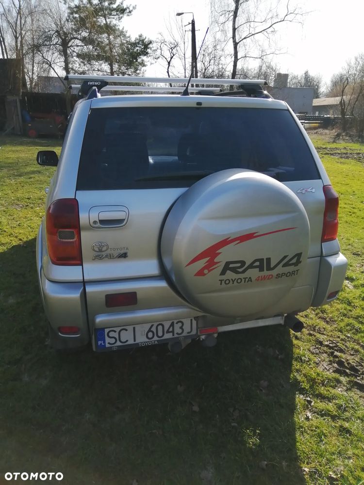 Toyota RAV4 2.0 D-4D 4x4 - 8