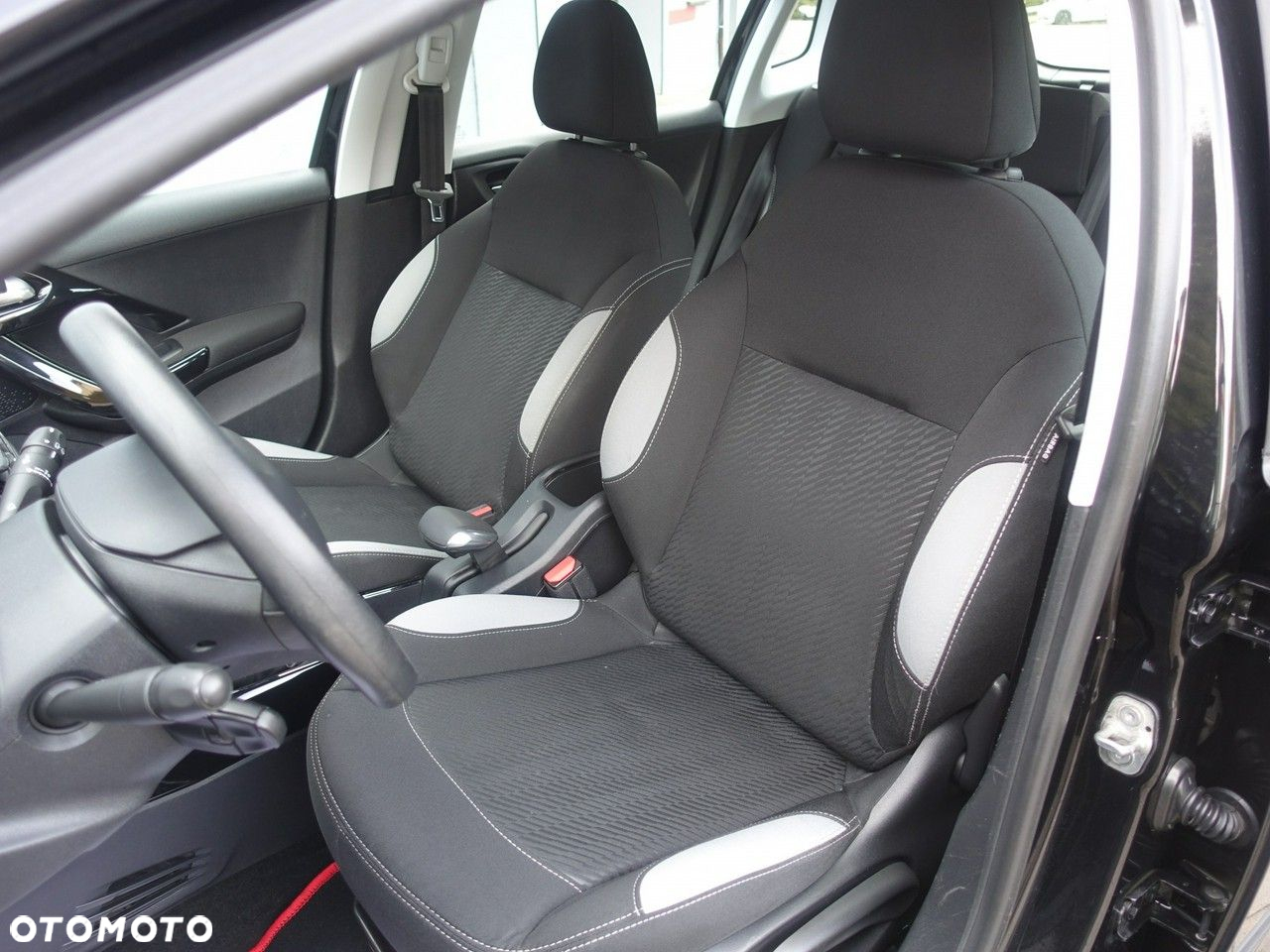 Peugeot 2008 PureTech 82 Access - 9