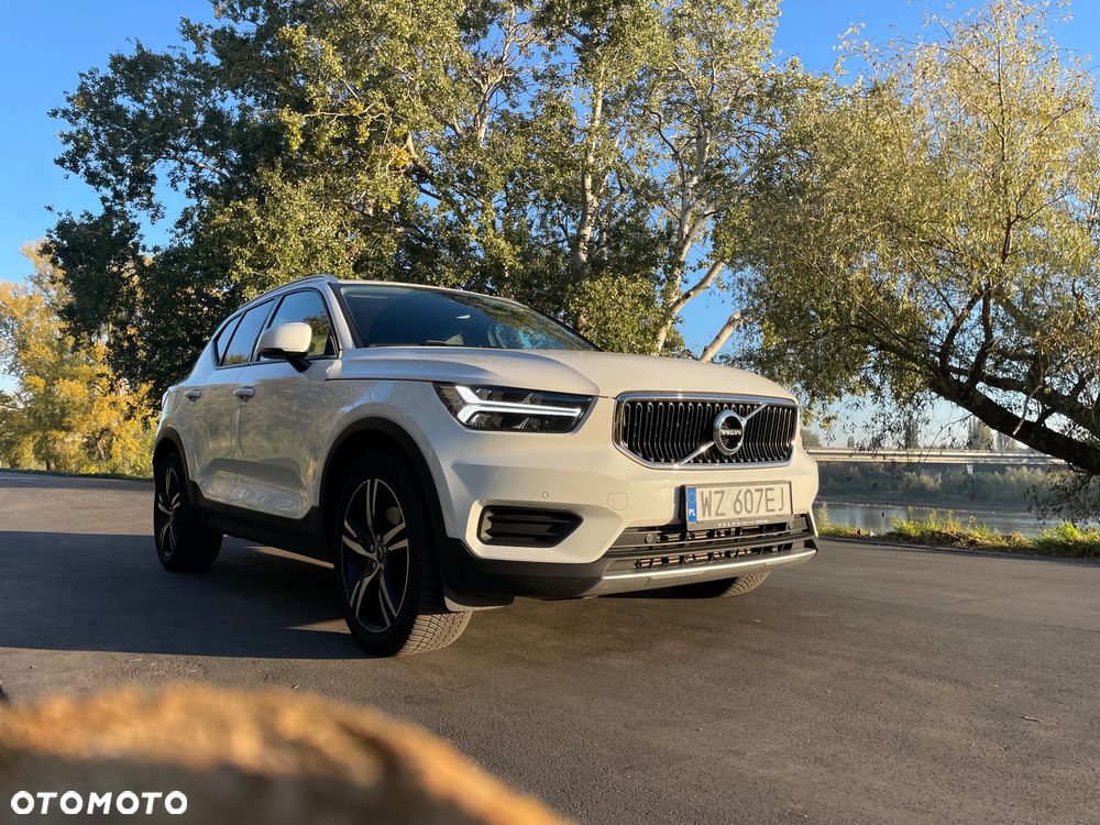 Volvo XC 40 D4 AWD Momentum Pro - 1