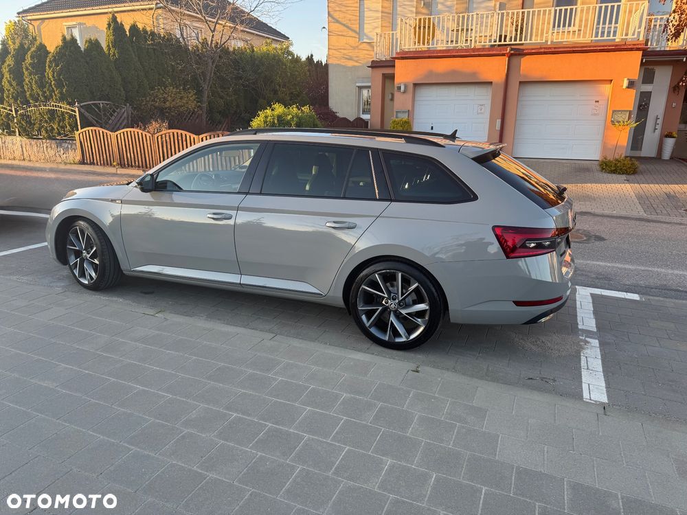 Skoda Superb 2.0 TDI SCR Sportline DSG - 4