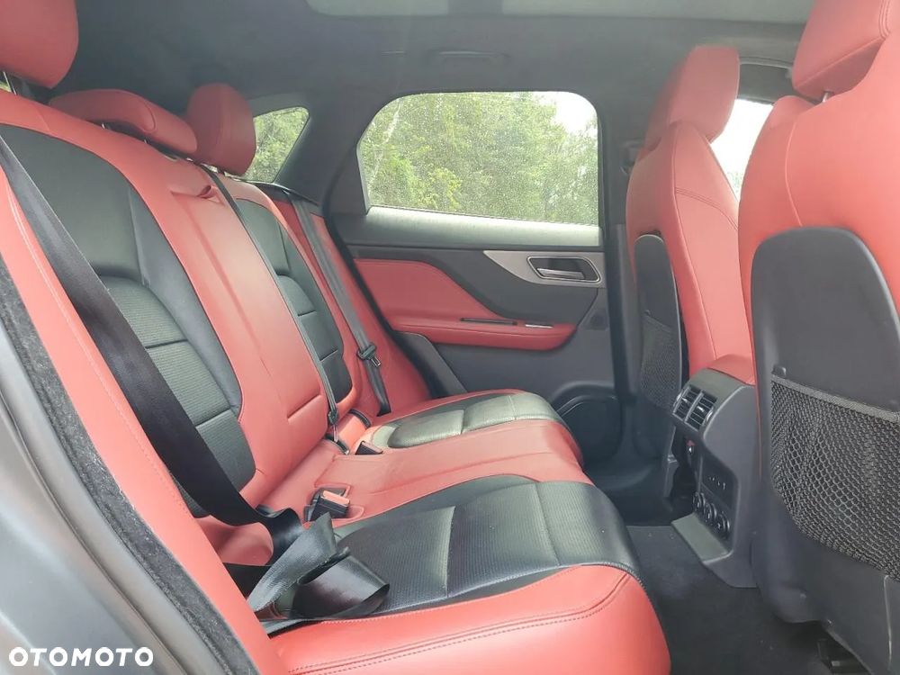 Jaguar F-Pace 3.0 V6 AWD S - 10