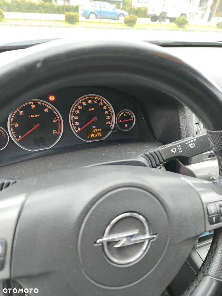 Opel Vectra 1.9 CDTI Sport / GTS ActiveSelect - 4