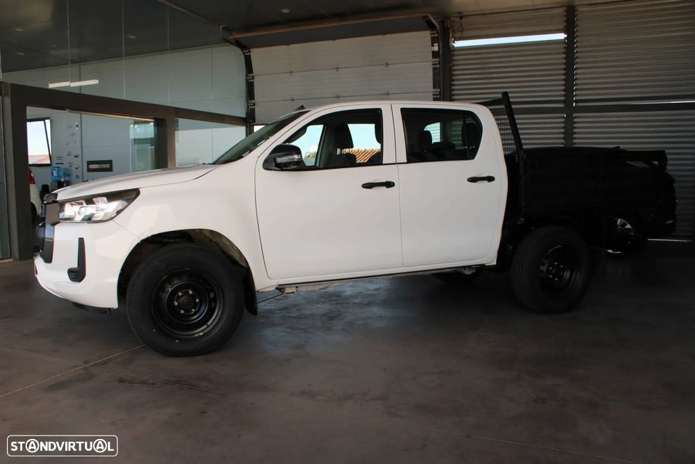 Toyota Hilux 2.4 D-4D 4X4 Cabine dupla - 4