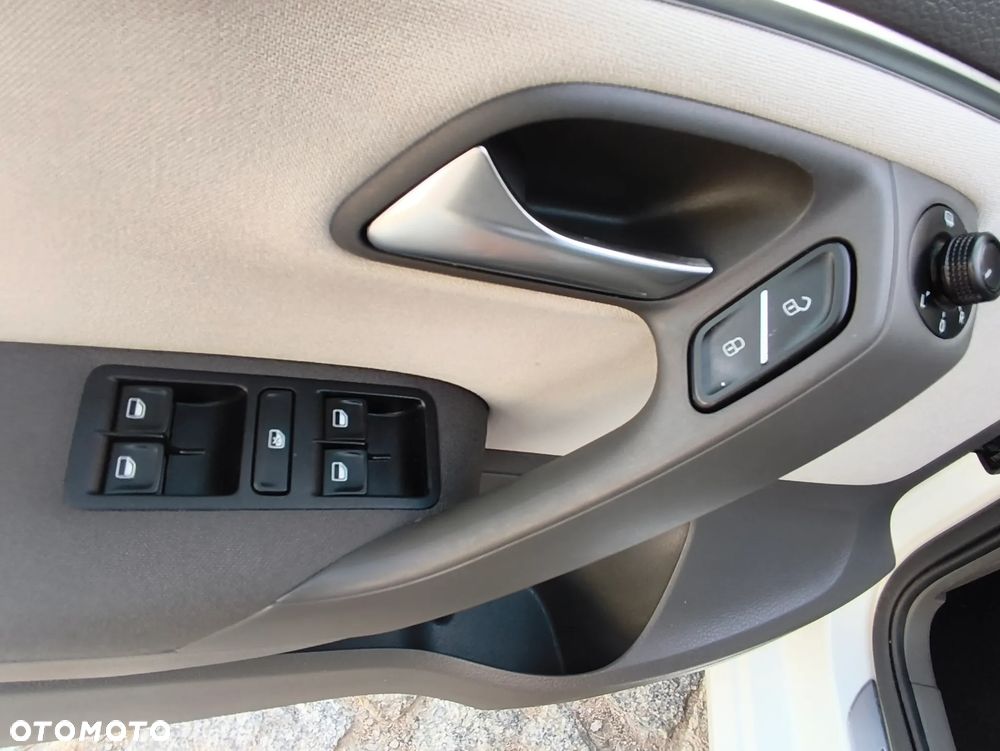 Volkswagen Polo - 21
