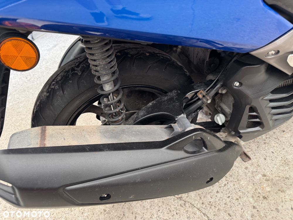 Yamaha NMAX - 19